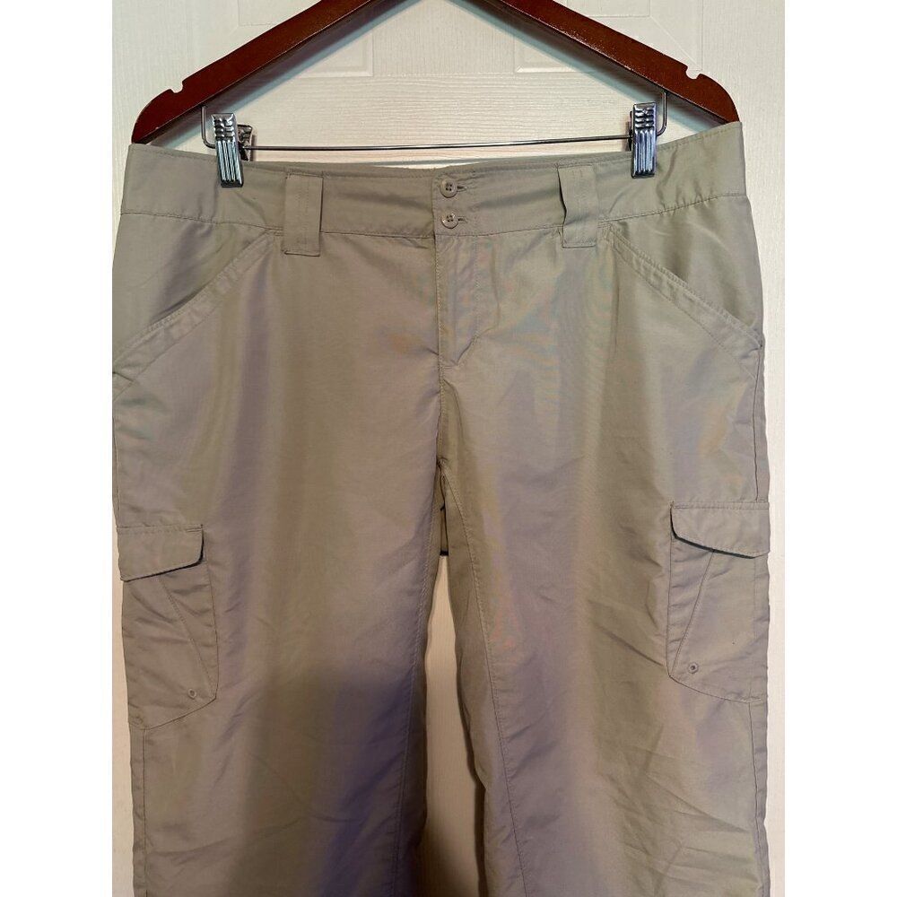 Columbia Omni-Shade Tan‎ Capri Pants Size 10 - Picture 3 of 14